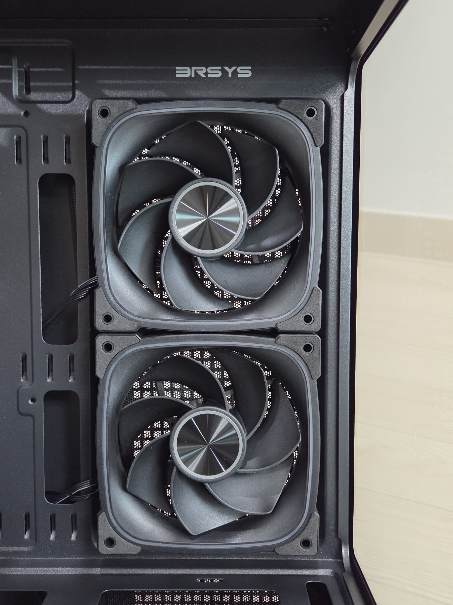 3RSYS L220 케이스 교체 실측, 부하 중 GPU·보드 4도 하락 사진 14