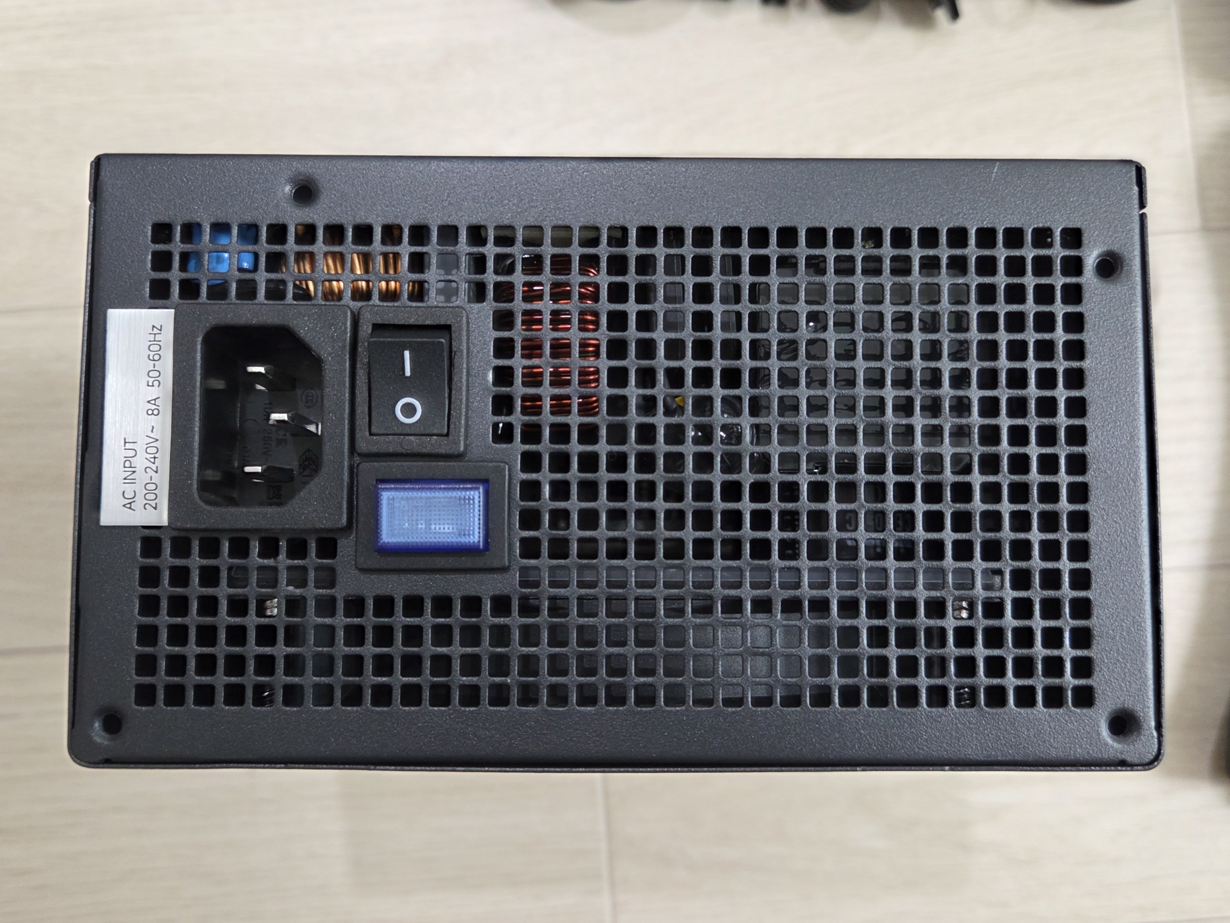 3RSYS L220 케이스 교체 실측, 부하 중 GPU·보드 4도 하락 사진 20