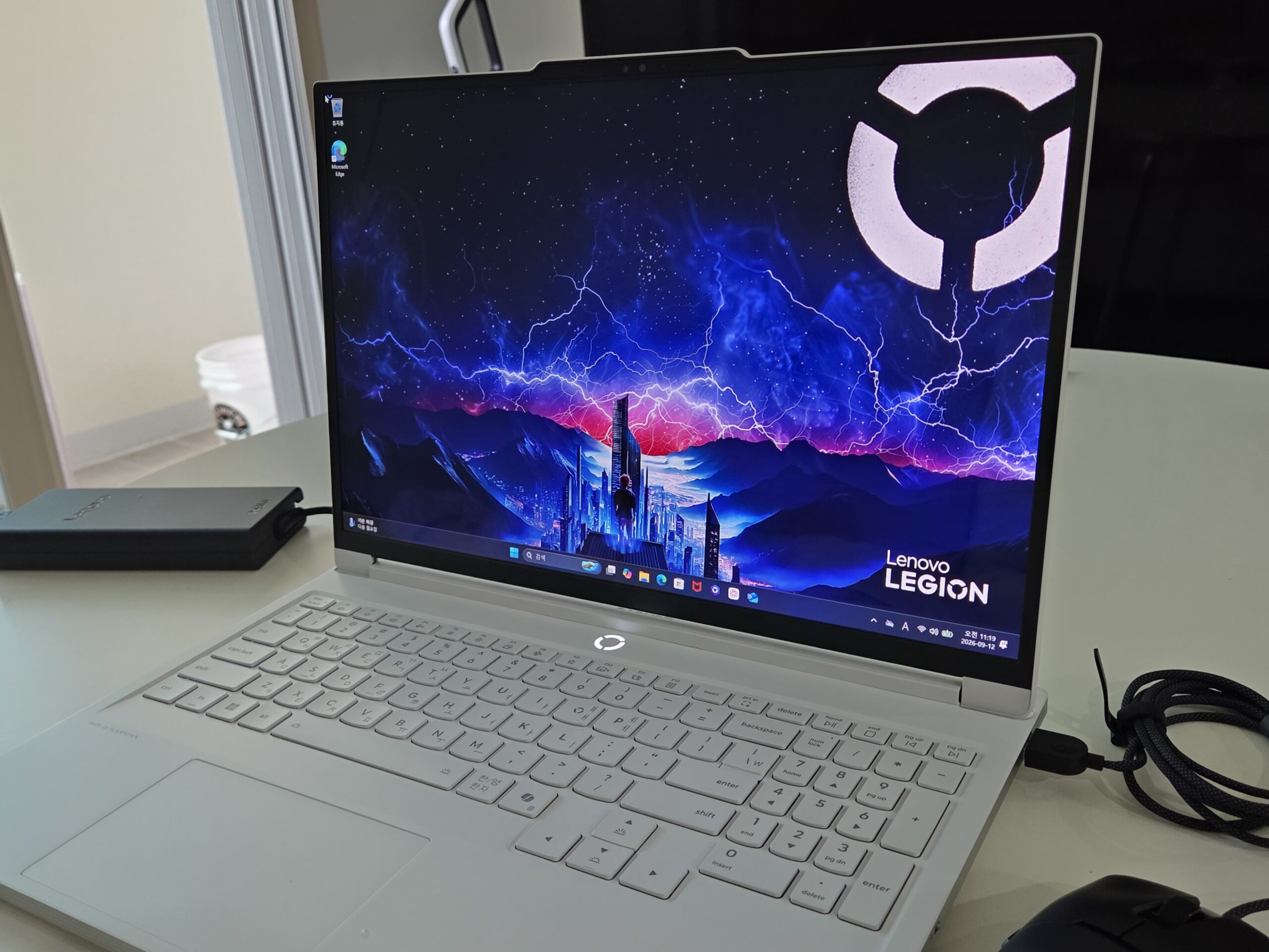 레노버 리전 7i Gen10, 영상편집 전문가를 위한 노트북 첫인상 사진 12