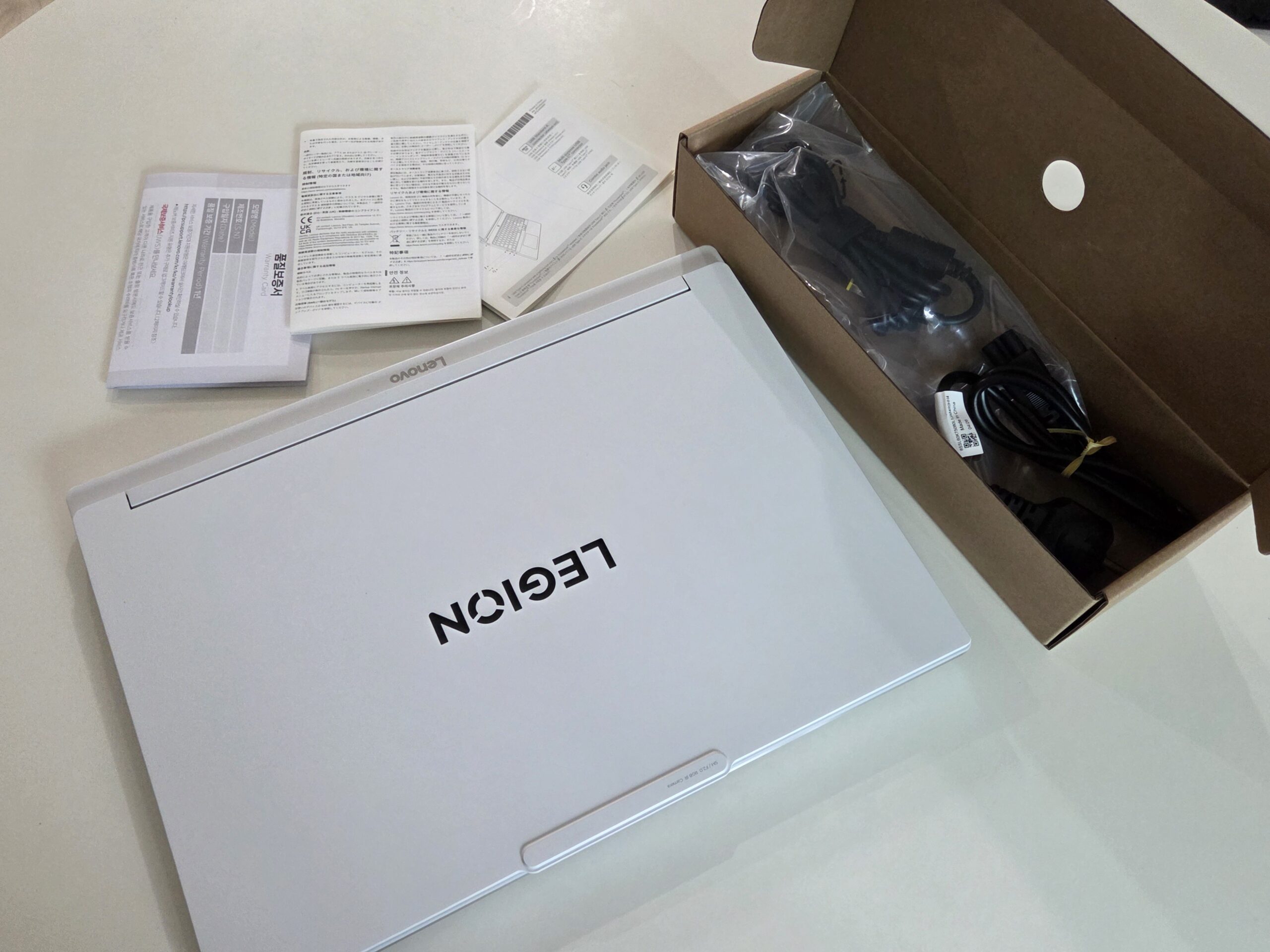 레노버 리전 7i Gen10, 영상편집 전문가를 위한 노트북 첫인상 사진 2